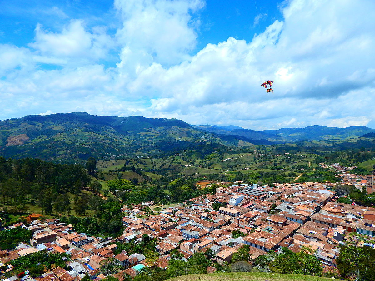 1200px-Jericó,_Antioquia,_Colombia